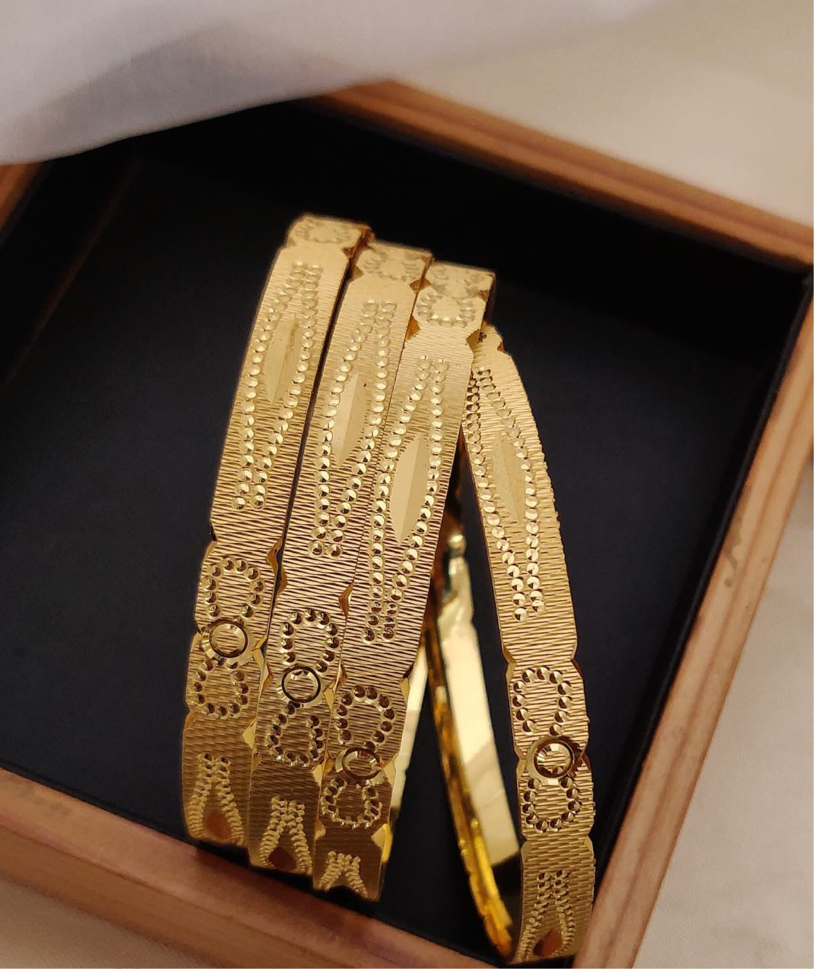 Beautiful High Gold Polish Bangles