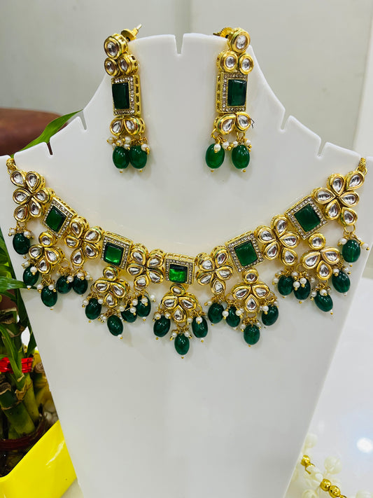 Partywear Kundan Flower Design Necklace Set