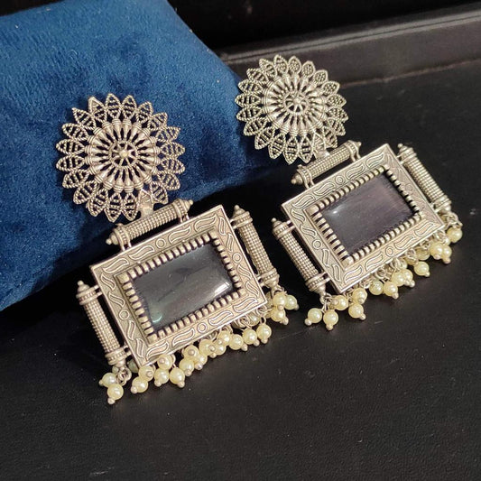 Beautiful Monalisa stone Earrings