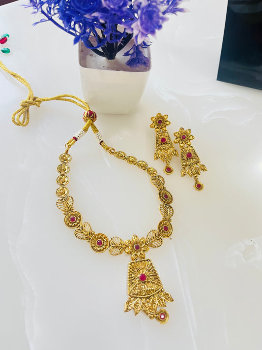 Beautiful Antique Gold Plated Party Wear Necklace Set