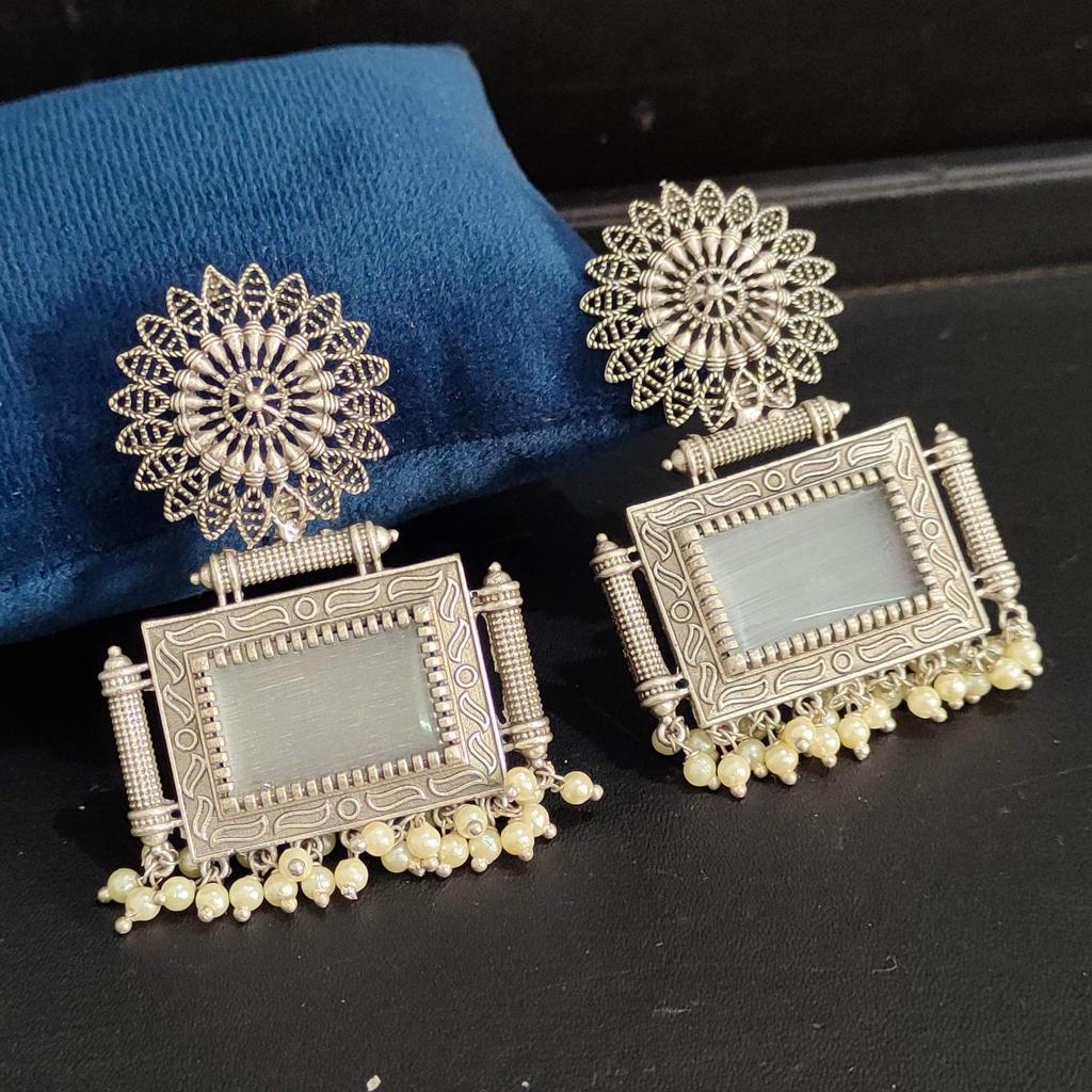 Beautiful Monalisa stone Earrings