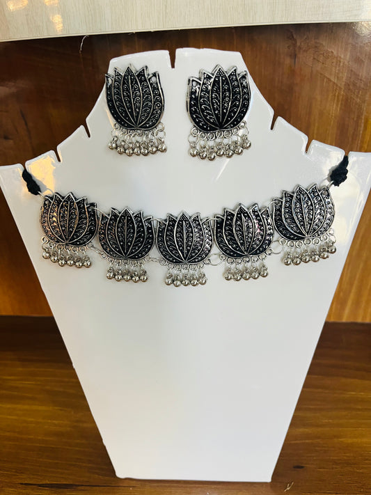 Lotus oxidized necklace set