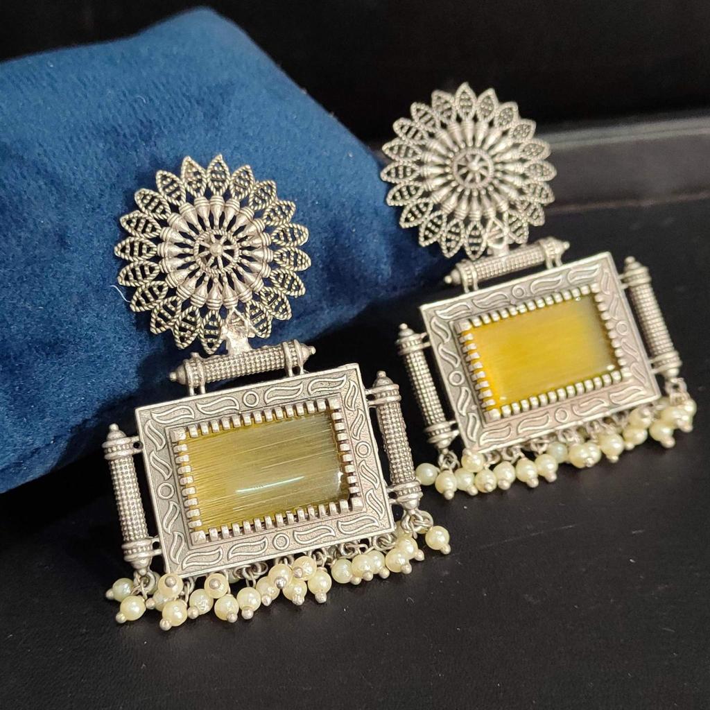 Beautiful Monalisa stone Earrings