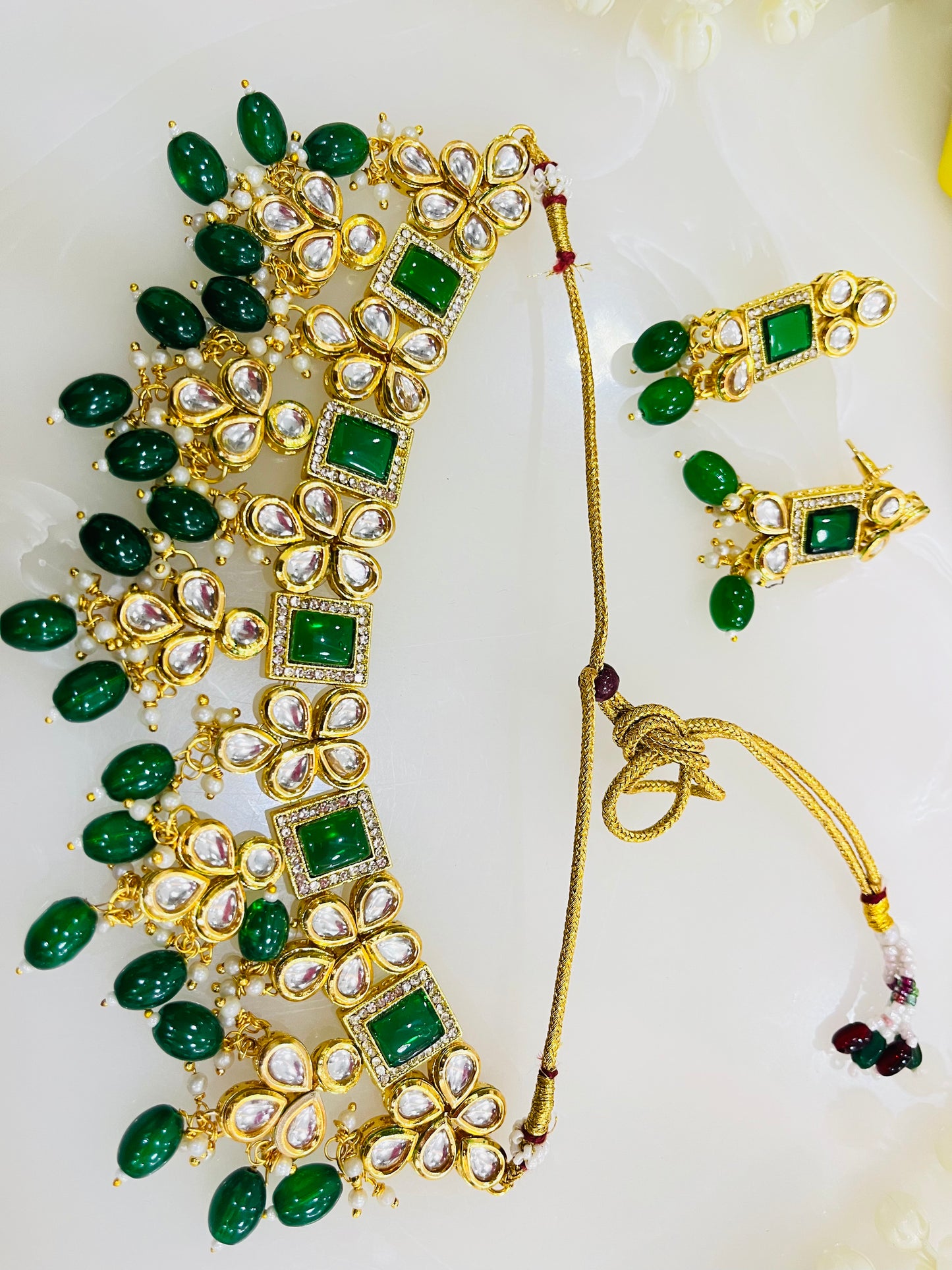 Partywear Kundan Flower Design Necklace Set
