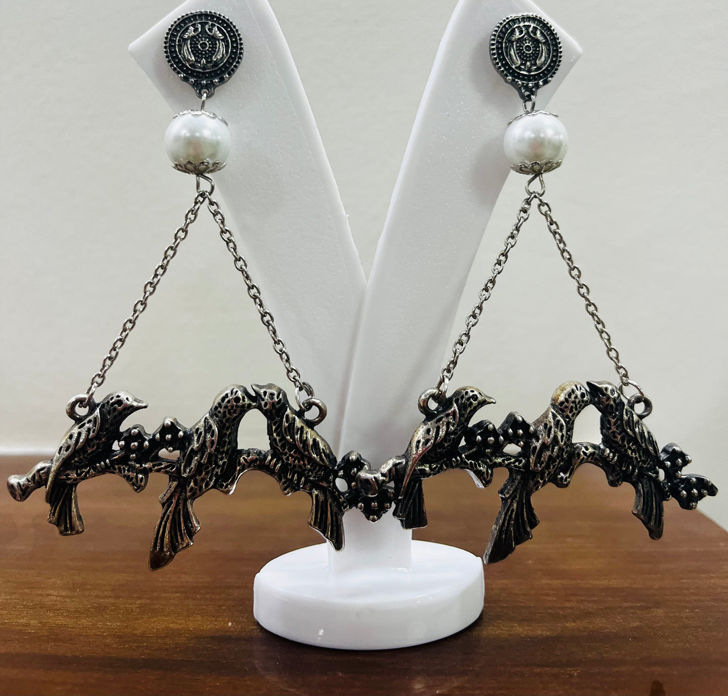 Oxidized pearl love bird earrings